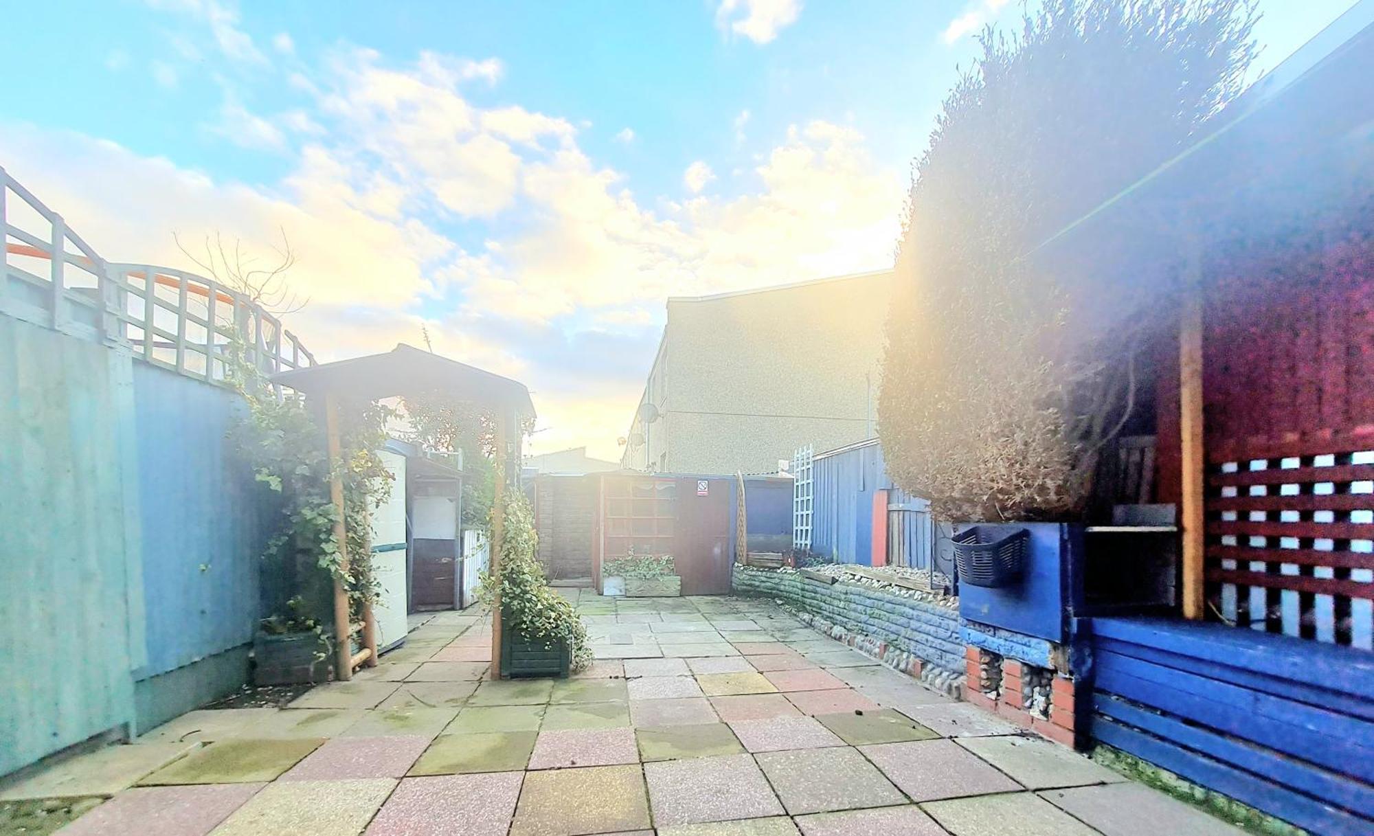 Cosy Luxurious 3 Bedroom House, Free Parking, Free Wifi, Private Garden, Free Netflix Havering Exteriér fotografie